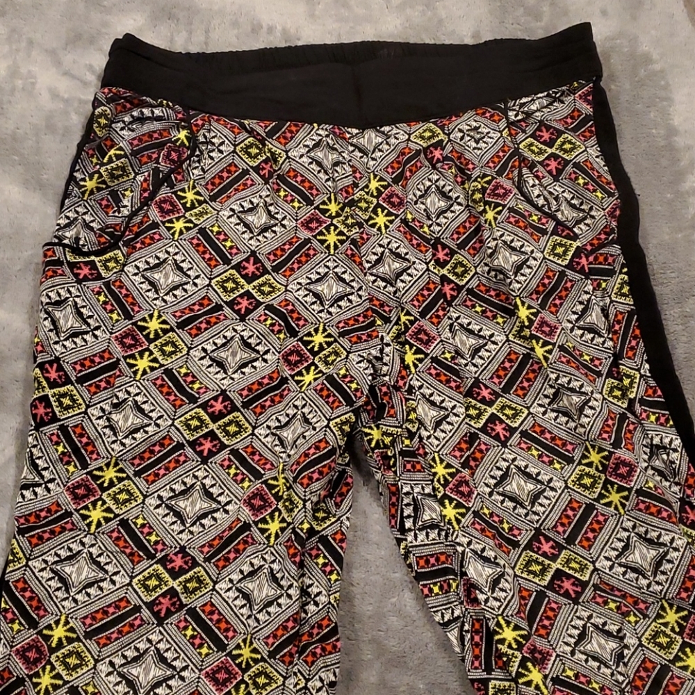 💥MOVING SALE💥 EVERYTHING MUST GO ❤️‍🔥 Eye Candy lightweight cotton pants